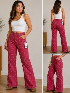 Wrangler Raspberry Printed Boot-Cut Jeans